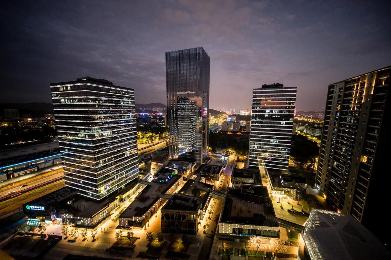 Guangzhou Laiste Aparthotel Science City Greenland Central Plaza Branch - Free Shuttle Bus To Canton Fair Complex During Canton Fair Period Exterior photo